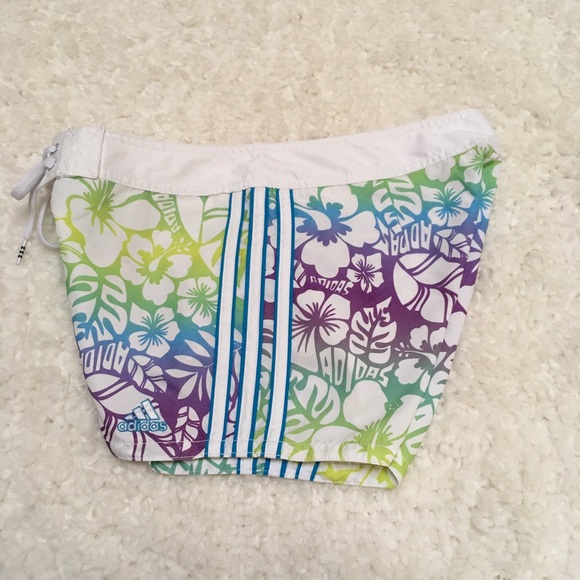 Vintage Adidas Women’s Hawaiian Board shorts size Small - Picture 10 of 11